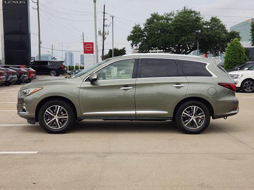 Green 2017 INFINITI QX60 Base