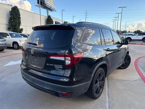 2020 Honda Pilot AWD Black Edition