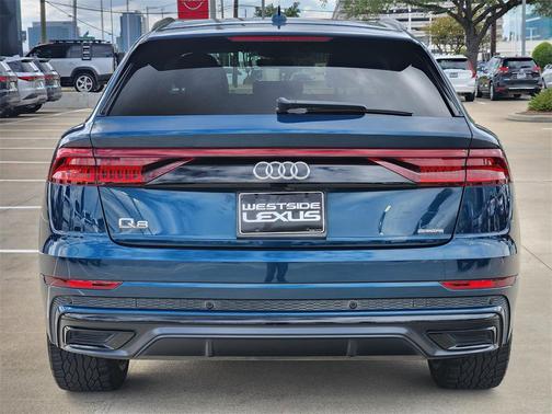 2020 Audi Q8 55 Premium Plus
