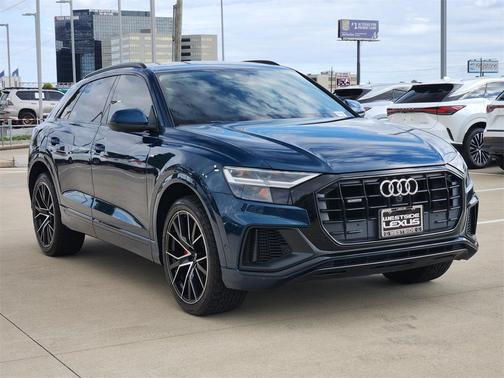2020 Audi Q8 55 Premium Plus