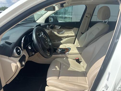 2018 Mercedes-Benz GLC 300 Base