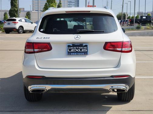 2018 Mercedes-Benz GLC 300 Base