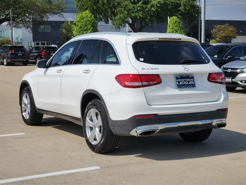 2018 Mercedes-Benz GLC 300 Base