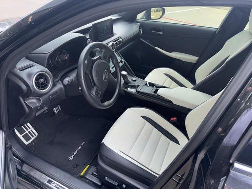 2021 Lexus IS 350 F Sport