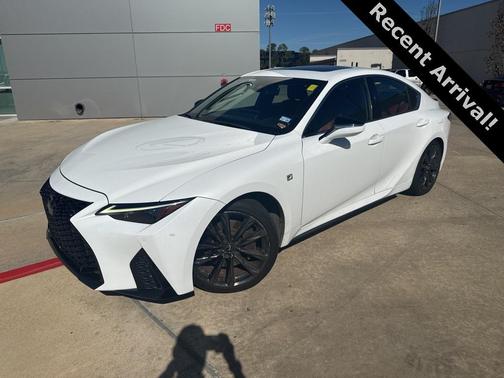 2022 Lexus IS 350 Base