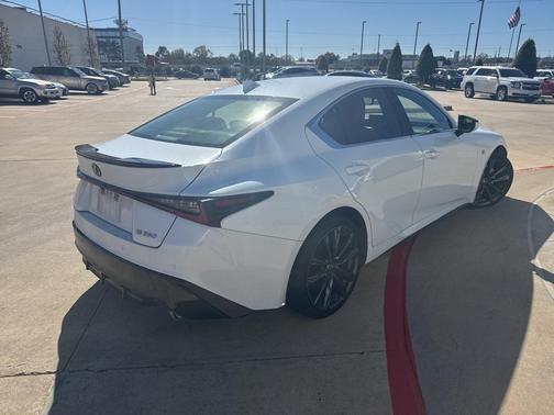 2022 Lexus IS 350 Base