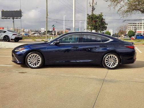 2021 Lexus ES 350 Ultra Luxury