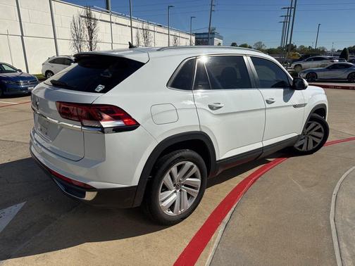 2020 Volkswagen Atlas Cross Sport 2.0T SE w/Technology