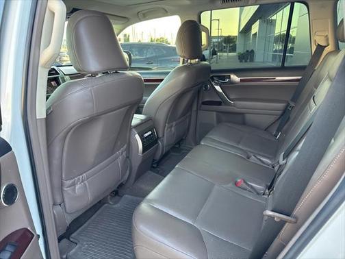 2016 Lexus GX 460 Luxury