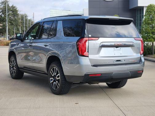 2023 GMC Yukon 4WD AT4