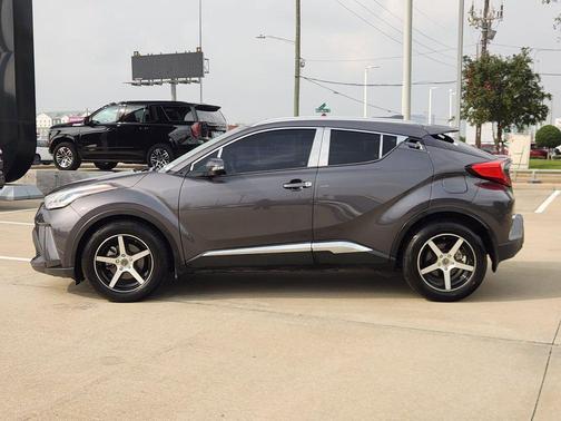 2020 Toyota C-HR LE