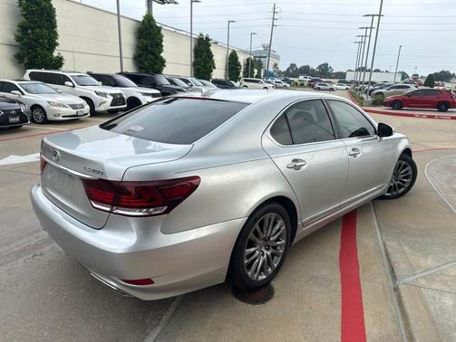Silver 2016 Lexus LS 460 Base