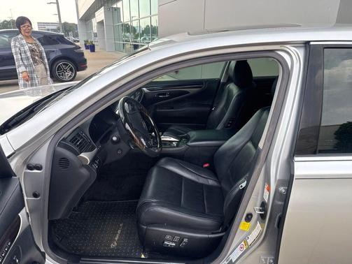 Silver 2016 Lexus LS 460 Base