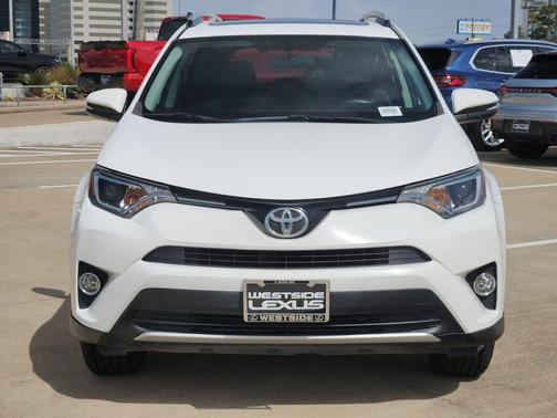 Super White 2016 Toyota RAV4 XLE