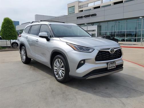 2023 Toyota Highlander Platinum