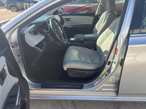 2013 Toyota Avalon Limited