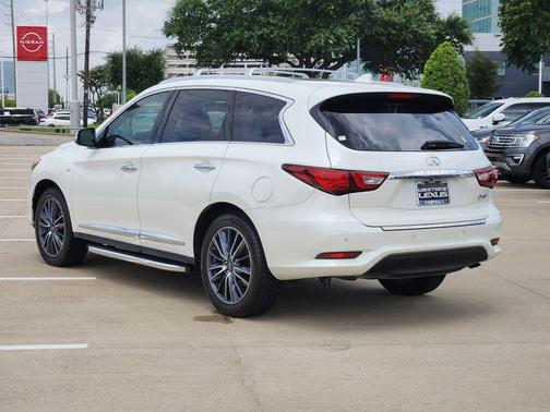 Majestic 2017 INFINITI QX60 Base