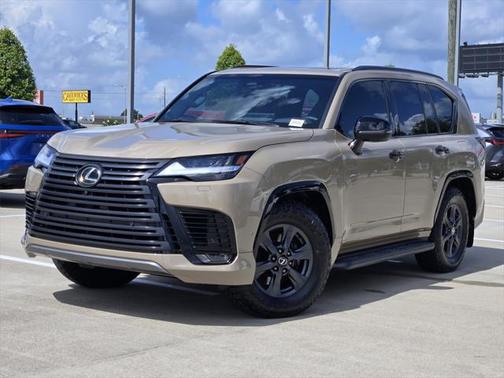 2025 Lexus LX 700h Overtrail
