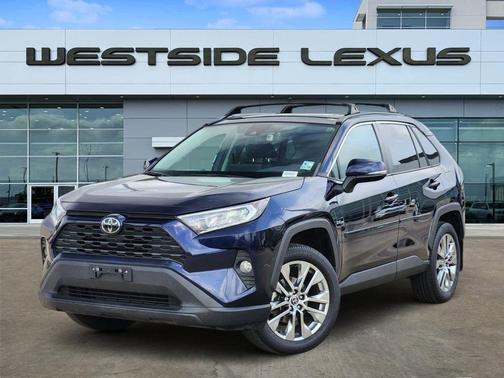 2021 Toyota RAV4 XLE Premium