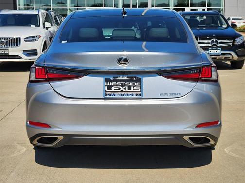 2023 Lexus ES 350 Base