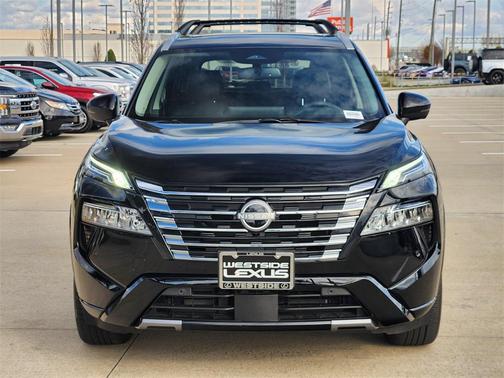 2025 Nissan Rogue Platinum