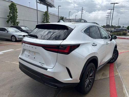 White 2023 Lexus NX 350 Premium