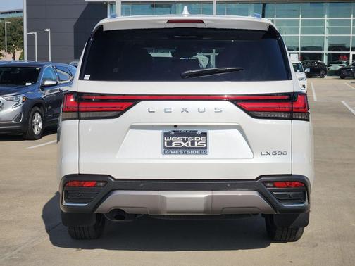 2025 Lexus LX 600 Luxury