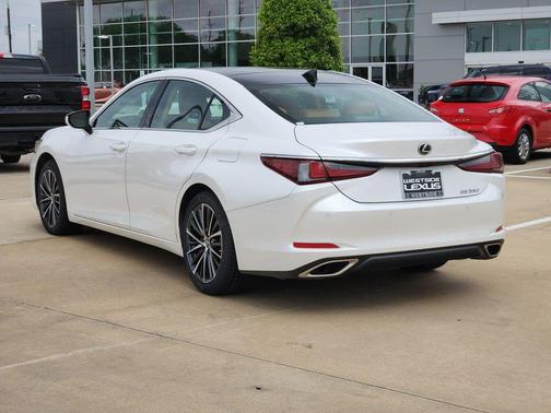 White 2023 Lexus ES 350 Base