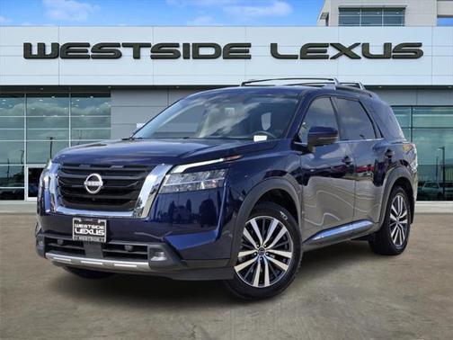 2022 Nissan Pathfinder Platinum 2WD