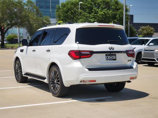 2022 INFINITI QX80 SENSORY