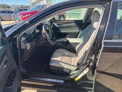 2016 Lexus ES 350 Base