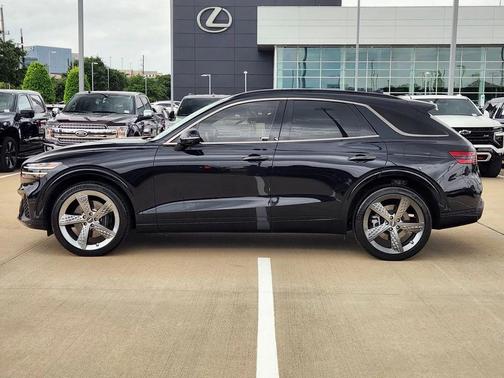 Black 2022 Genesis GV70 3.5T AWD Sport