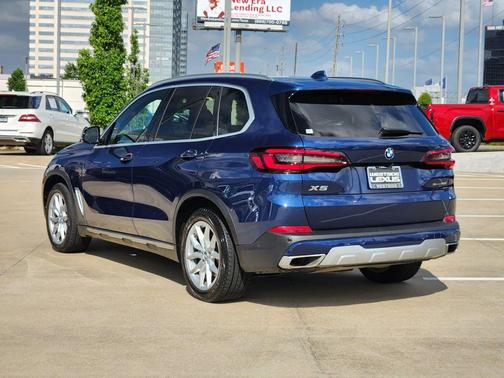Phytonic Blue Metallic 2022 BMW X5 xDrive40i