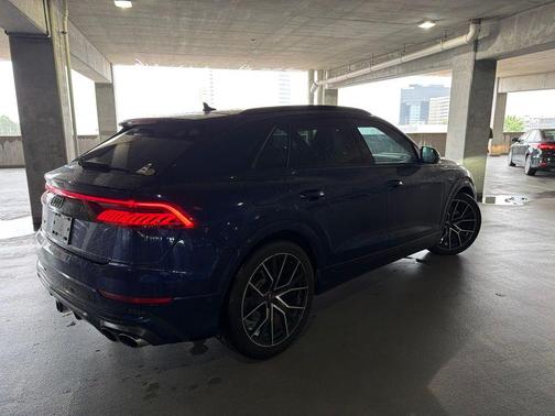 Navarra Blue Metallic 2021 Audi SQ8 4.0T Premium Plus