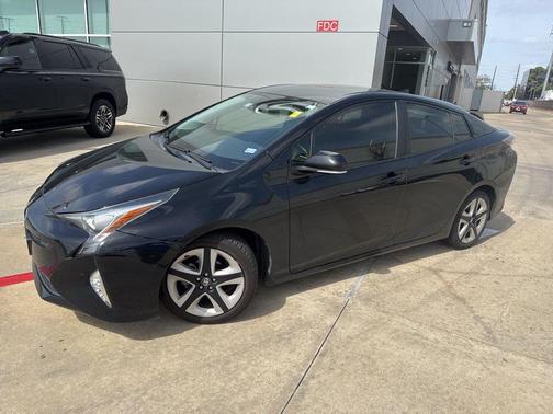 2016 Toyota Prius Three Touring