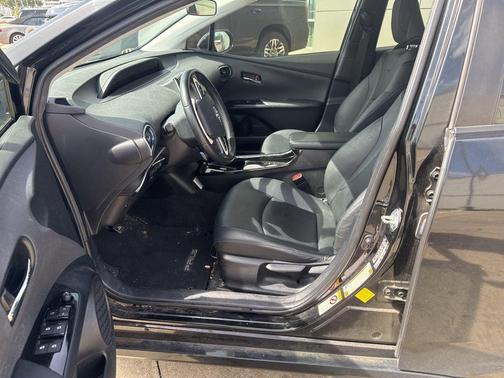 2016 Toyota Prius Three Touring