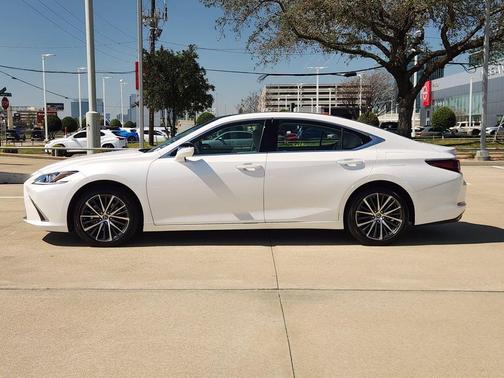 2023 Lexus ES 350 Base