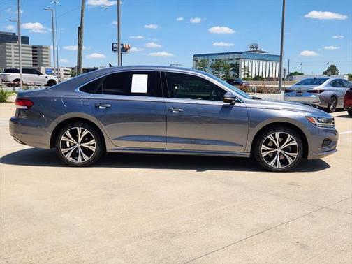 2021 Volkswagen Passat 2.0T SE