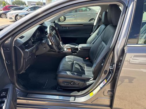 2018 Lexus ES 350 Base