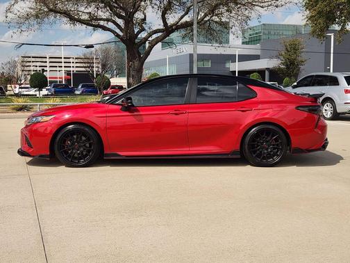 2020 Toyota Camry TRD