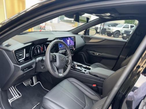 2024 Lexus NX 350 F SPORT Handling