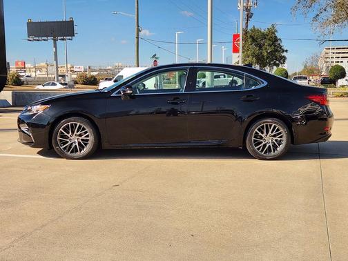 2018 Lexus ES 350 Base