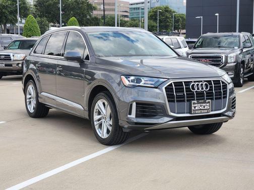 Samurai Gray Metallic 2022 Audi Q7 55 Premium