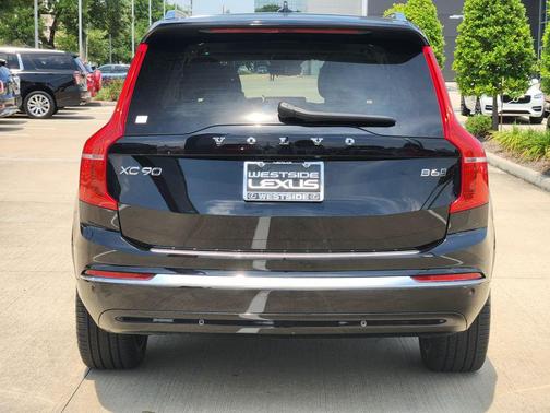 Black 2024 Volvo XC90 B6 Plus Bright Theme 7-Seater