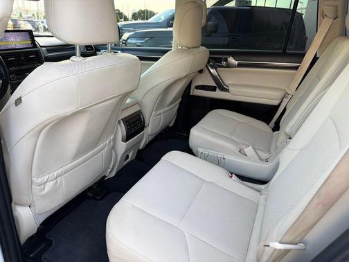 Starfire Pearl 2022 Lexus GX 460 Premium