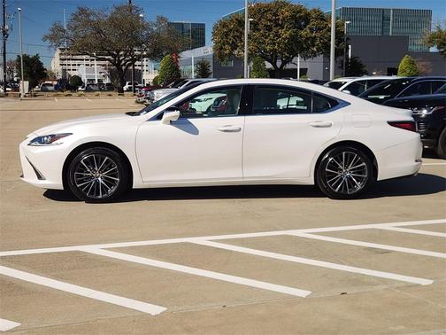 2025 Lexus ES 350 Base