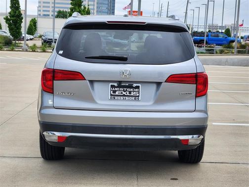 2018 Honda Pilot Touring