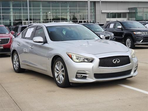 2014 INFINITI Q50 Base
