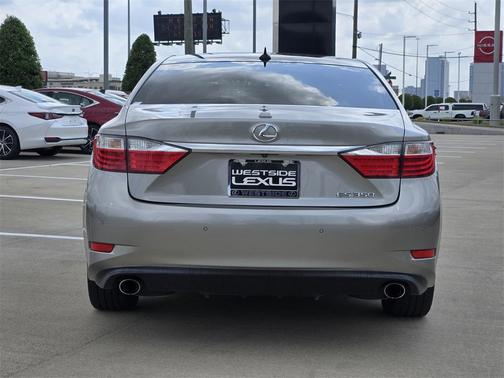 2015 Lexus ES 350 350