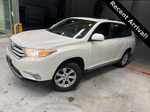 2011 Toyota Highlander SE